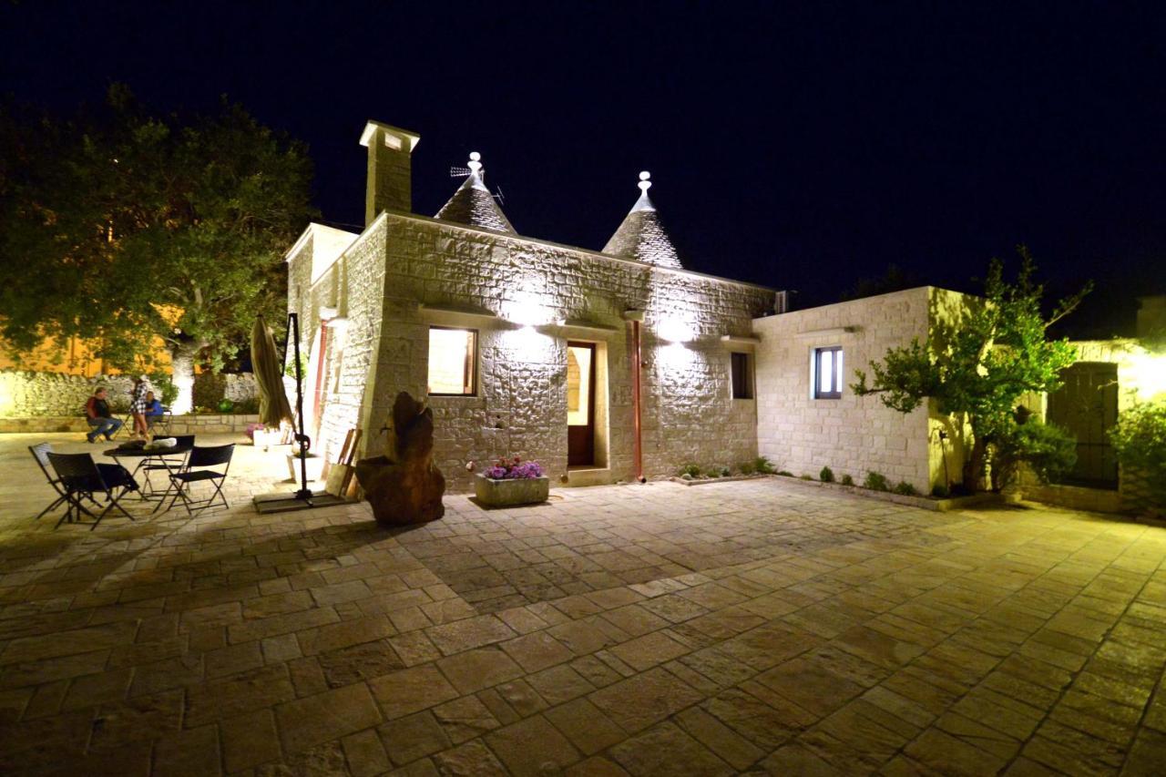 Bed and Breakfast Trulli Petra Chiara Локоротондо Экстерьер фото