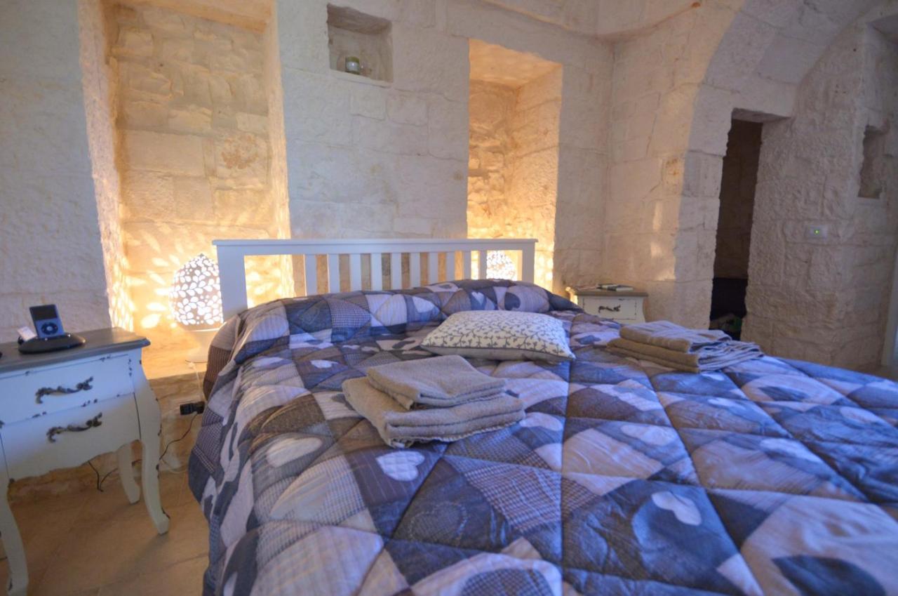 Bed and Breakfast Trulli Petra Chiara Локоротондо Экстерьер фото