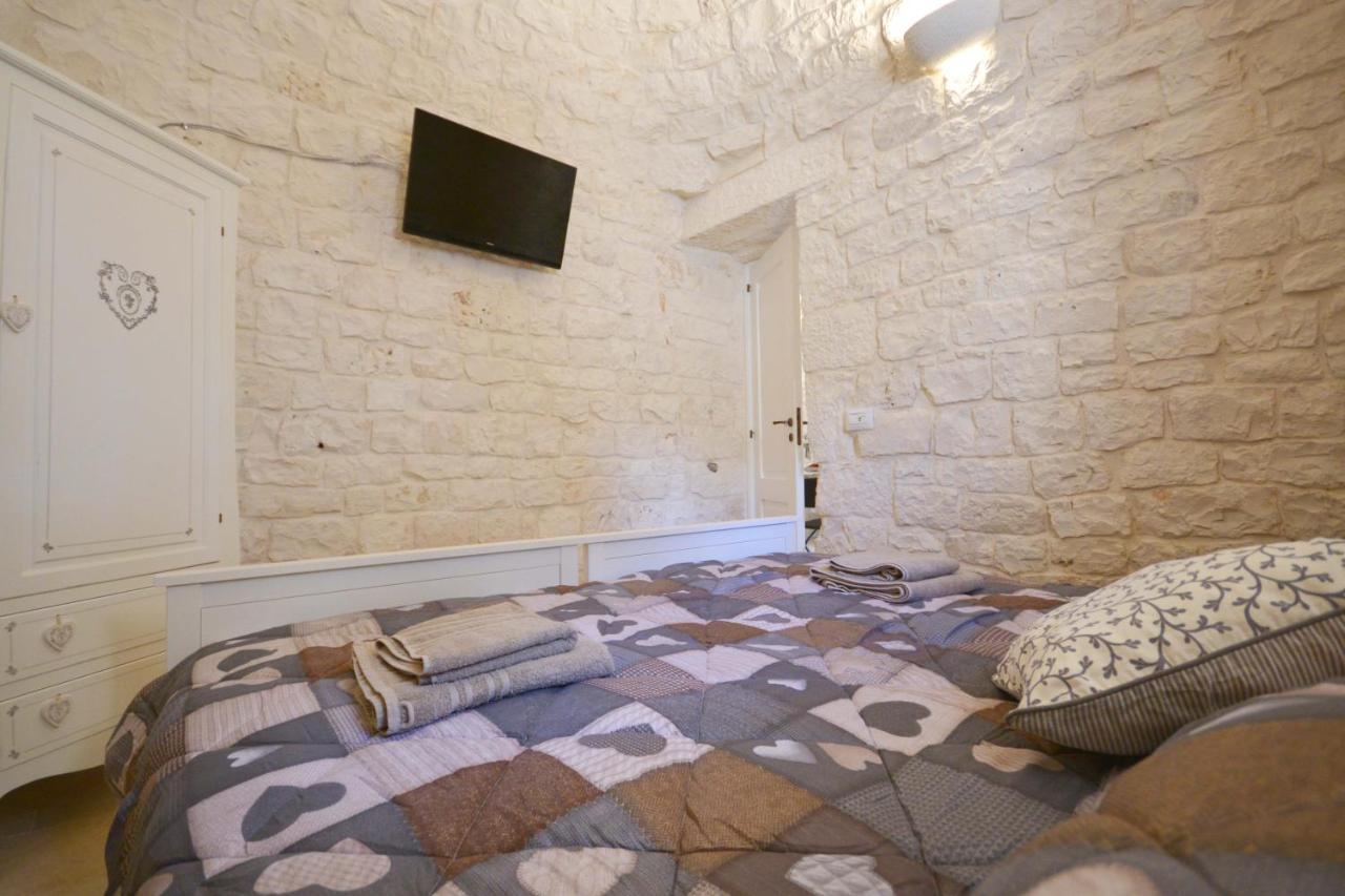Bed and Breakfast Trulli Petra Chiara Локоротондо Экстерьер фото