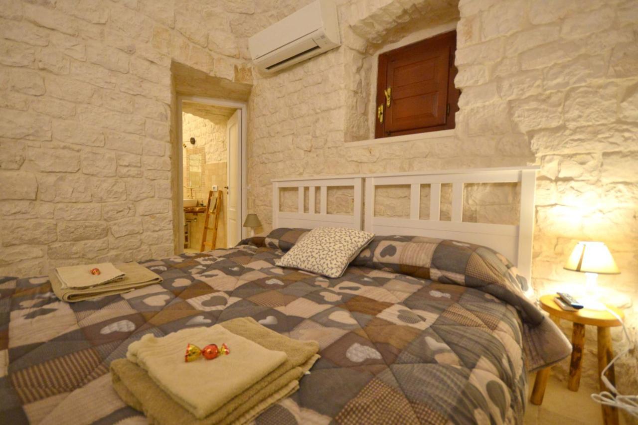 Bed and Breakfast Trulli Petra Chiara Локоротондо Экстерьер фото