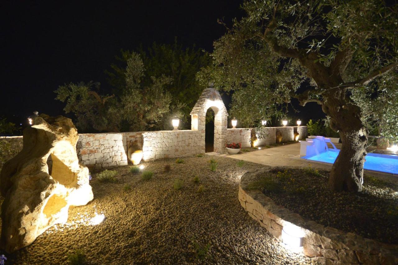 Bed and Breakfast Trulli Petra Chiara Локоротондо Экстерьер фото